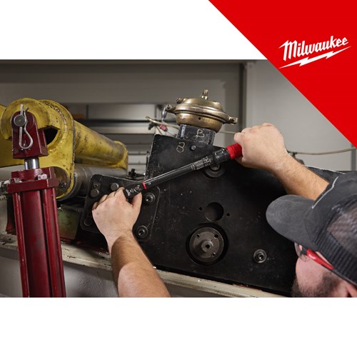 Milwaukee 3/8˝ drive klik moment ključ 10-50 nm – ključevi