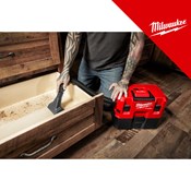 MILWAUKEE 12V AKU USISAVAČ 1275l/min, u kutiji bez baterija i punjača (M12FVCL-0 - 4933478186)
