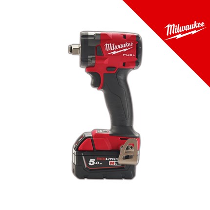 Milwaukee 18V aku udarni stezač, 339 nm, u x koferu sa 2x5Ah baterijama i sa punjačem (M18FIW2F12-502X - 4933478444) – baterije / akumulatori