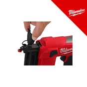 MILWAUKEE 12V AKU ČAVLERICA 16-38mm, u X koferu bez punjača i baterija (M12FCN18GS-0X - 4933493354)
