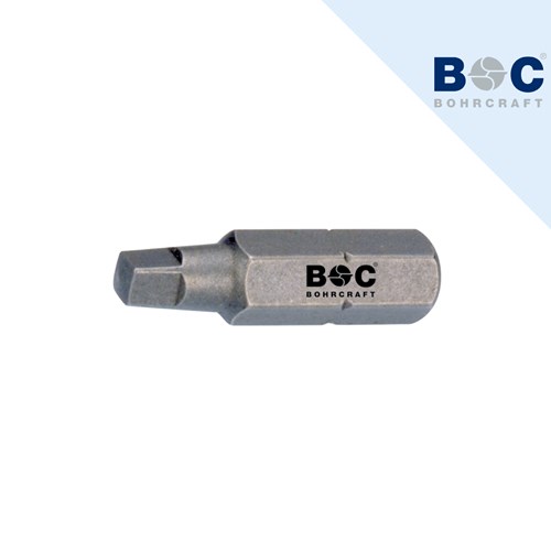 Metalni nastavak za odvijač s logotipom BOC na bijeloj pozadini, namijenjen za precizne radove u mehanici.