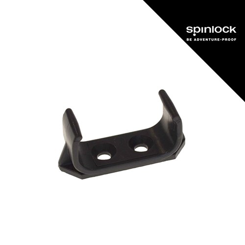 Crni metalni nosač s dva otvora za šrafove, dizajniran kao rezervni dio za produžetke Spinlock, prikazan na bijeloj pozadini s logotipom brenda u gornjem desnom kutu.